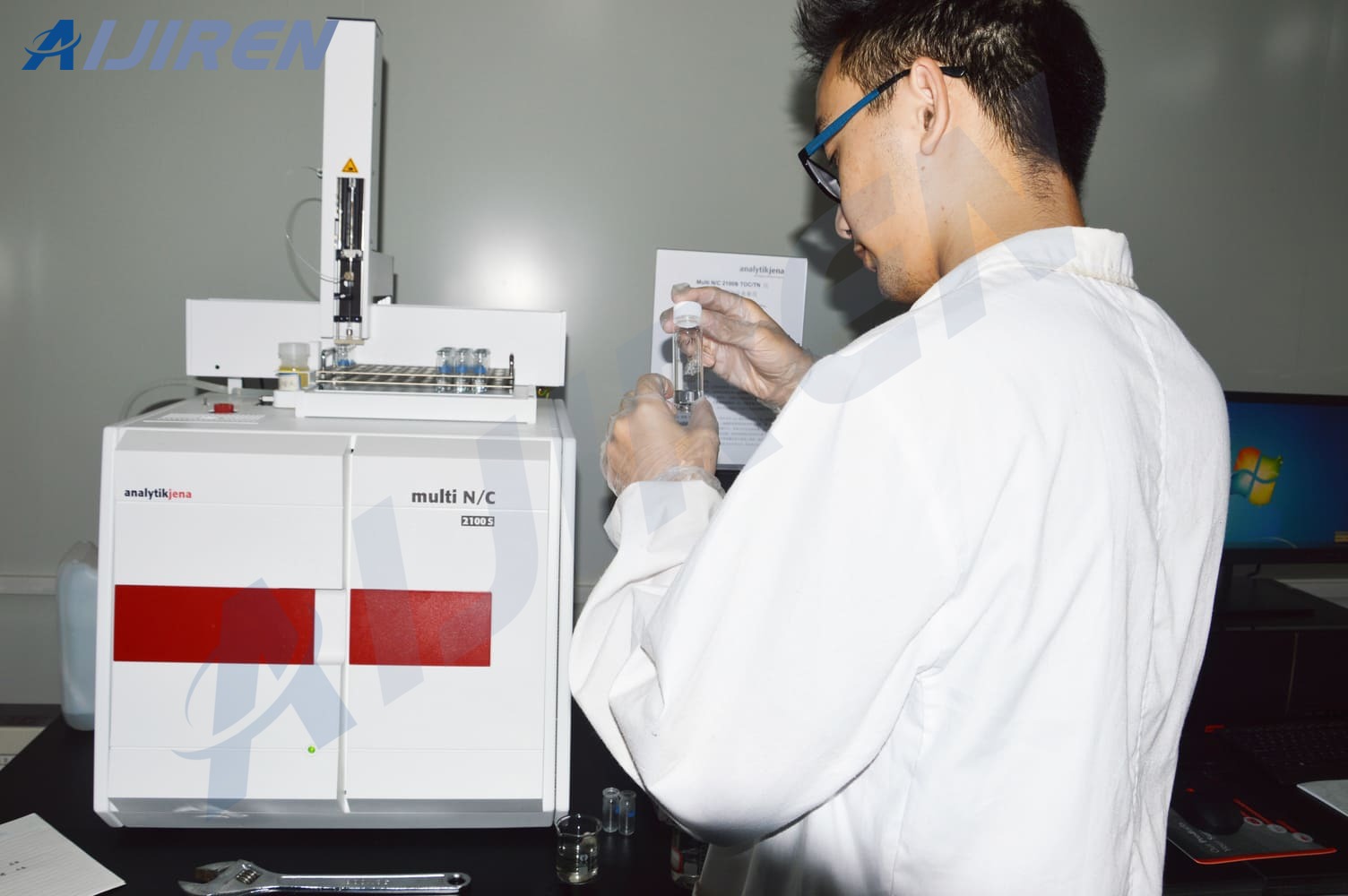 Sample Storage Vial is used in Autosampler